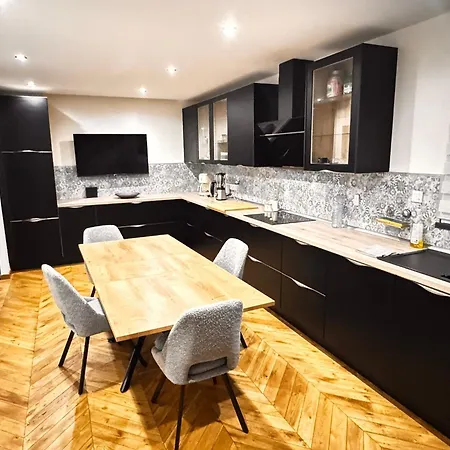 Βίλα Maison Exceptionnelle A L'esplanade Avec Jardin